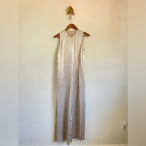 Elegant Shimmery Pearl Sleeveless Jumpsuit